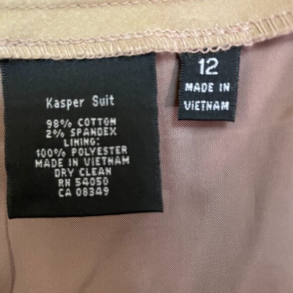Quintessential Tan Suit with jacket and pants, Kasper Size 12 - Picture 11 of 15